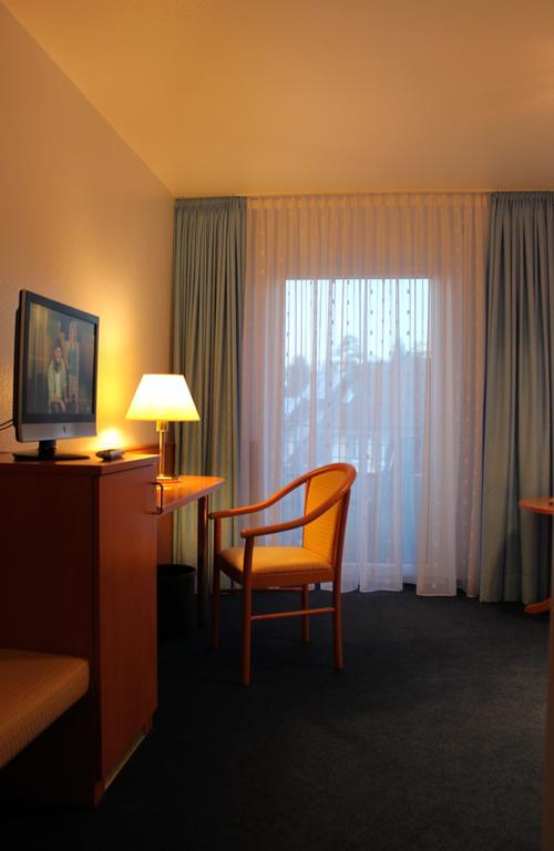 מיירסבורג Hotel Garni Eden חדר תמונה